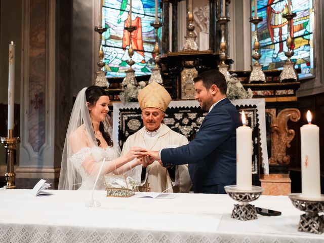 Il matrimonio di Matteo e Lisa a Paderno Franciacorta, Brescia 17