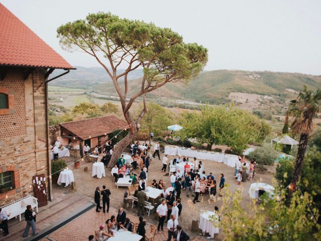 Il matrimonio di Roberto e Anna a Cortona, Arezzo 123