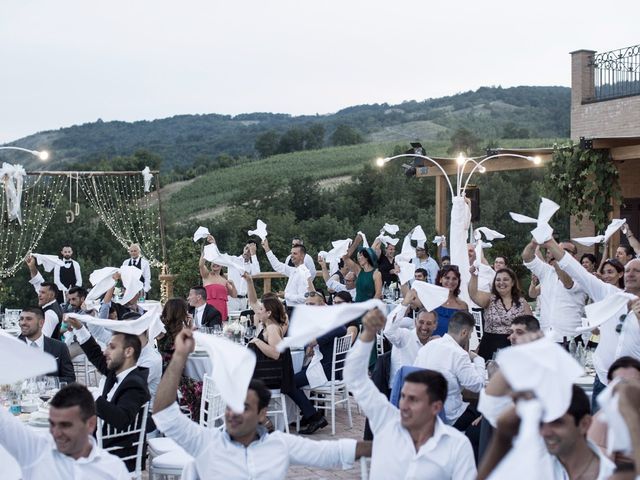 Il matrimonio di Giuseppe e Debora a Bibbiano, Reggio Emilia 91