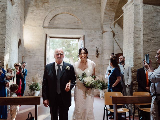 Il matrimonio di Francesco e Sara a Pianella, Pescara 23