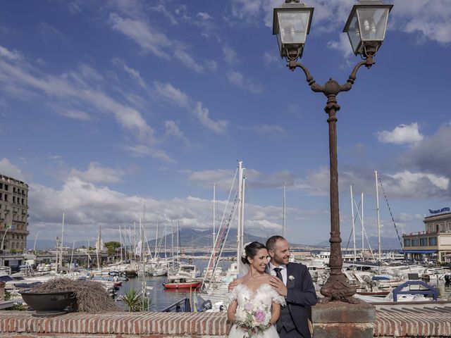 Il matrimonio di Francesca e Enrico a Bacoli, Napoli 38