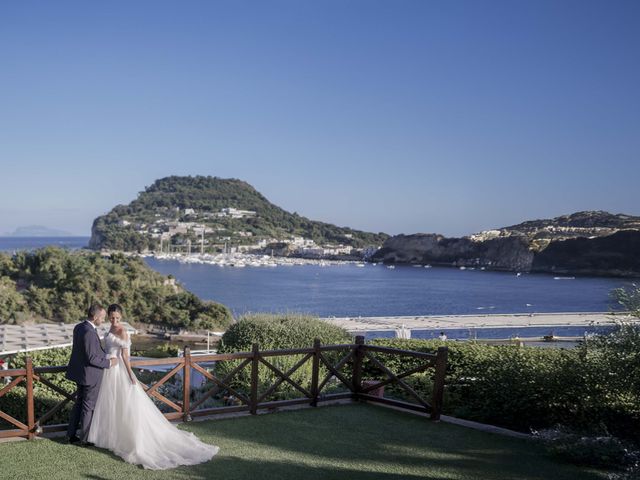 Il matrimonio di Francesca e Enrico a Bacoli, Napoli 51