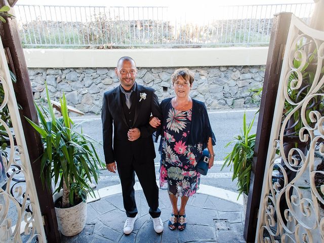 Il matrimonio di Marco e Valentina a Livorno, Livorno 15