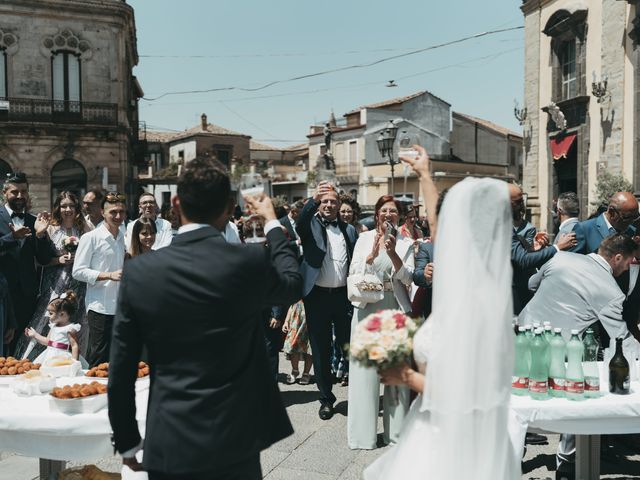 Il matrimonio di Vanessa e Emanuele a Linguaglossa, Catania 211