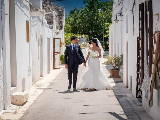 Il matrimonio di Carlo e Roberta a Castellana Grotte, Bari 16