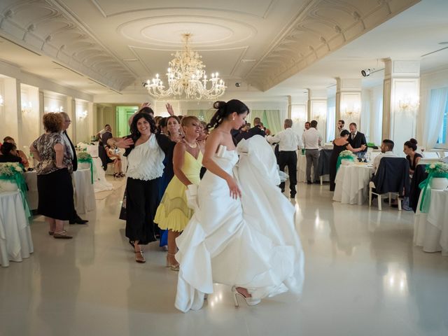 Il matrimonio di Carlo e Roberta a Castellana Grotte, Bari 20