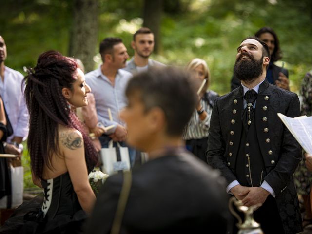 Il matrimonio di Silvia e Marco a Castiglione dei Pepoli, Bologna 25