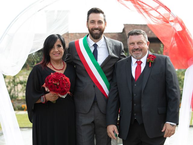 Il matrimonio di Stefano e Lucia a Ozzero, Milano 6