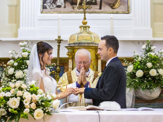 Il matrimonio di Gloria e Marco a Fossombrone, Pesaro - Urbino 22