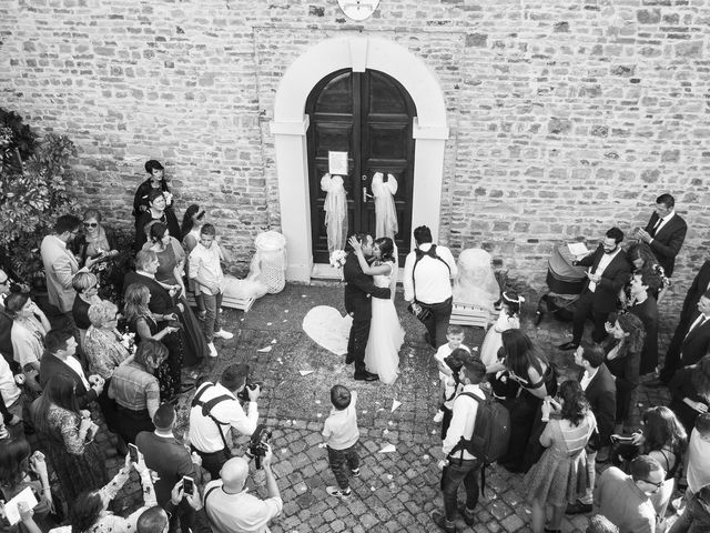 Il matrimonio di Gloria e Marco a Fossombrone, Pesaro - Urbino 27