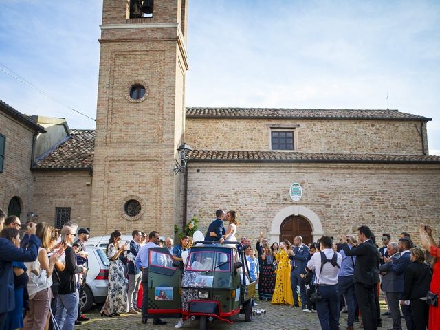 Il matrimonio di Gloria e Marco a Fossombrone, Pesaro - Urbino 31