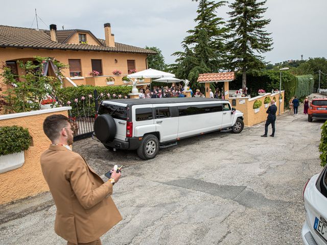 Il matrimonio di Alessia e Alessio a Fossombrone, Pesaro - Urbino 21