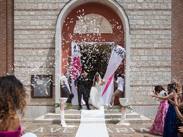 Il matrimonio di Alessia e Alessio a Fossombrone, Pesaro - Urbino 30