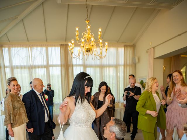 Il matrimonio di Antonio e Luana a Ceriano Laghetto, Monza e Brianza 64