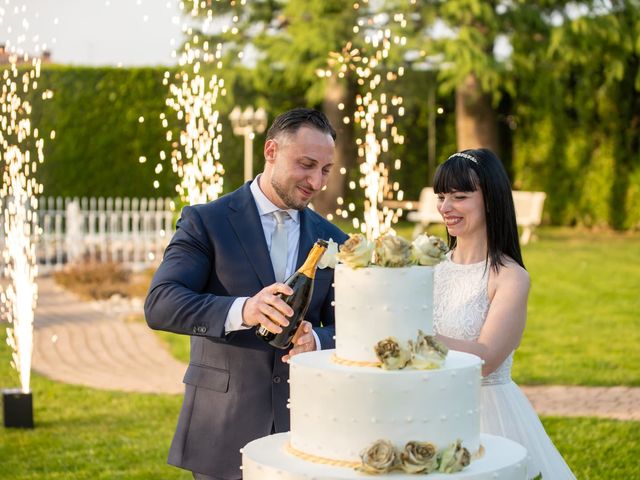 Il matrimonio di Antonio e Luana a Ceriano Laghetto, Monza e Brianza 98