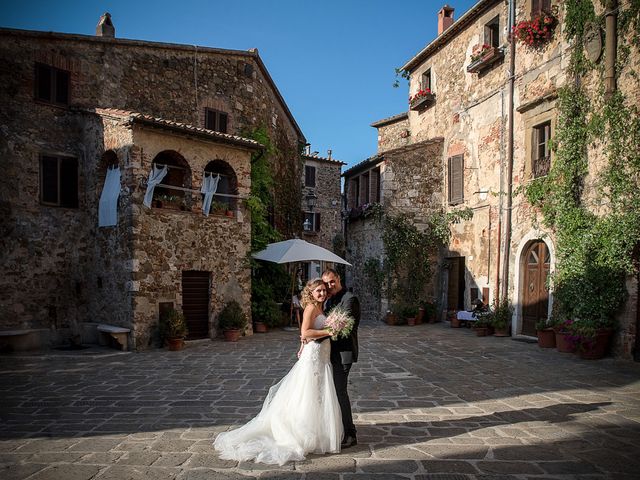 Il matrimonio di Lucio e Valentina a Manciano, Grosseto 32