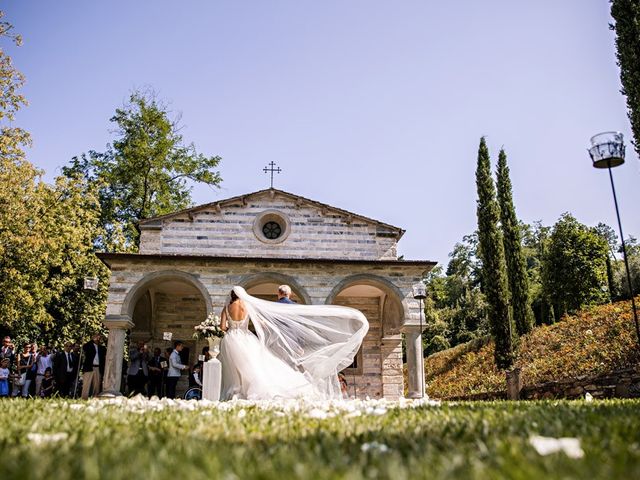 Il matrimonio di Luca e Irene a Buti, Pisa 15