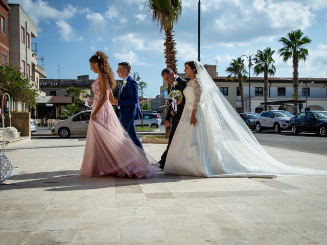 Il matrimonio di Alex e Ilenia a San Ferdinando, Reggio Calabria 15