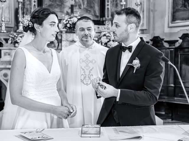 Il matrimonio di David e Chiara a Berzo San Fermo, Bergamo 30