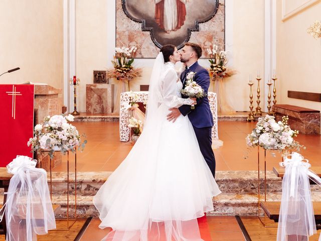 Il matrimonio di Josip e Federica a Tenero-Contra, Ticino 25