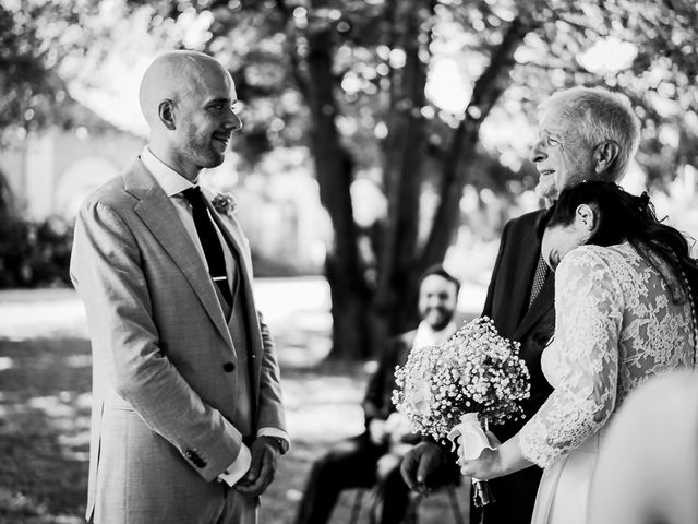 Il matrimonio di Daniele e Fiona a Certosa di Pavia, Pavia 9