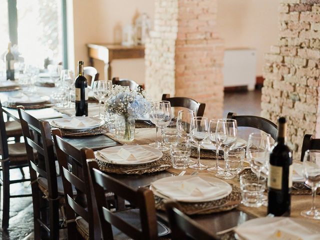 Il matrimonio di Daniele e Fiona a Certosa di Pavia, Pavia 17