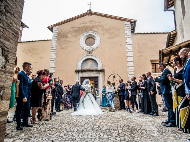 Il matrimonio di Claudio e Erika a Amelia, Terni 17