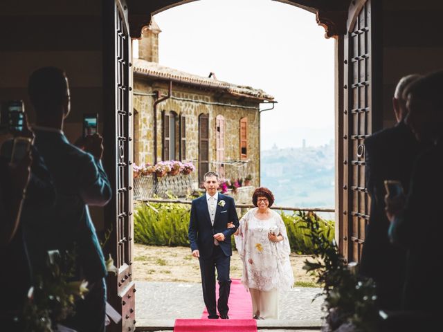 Il matrimonio di Antonello e Yuka a Orvieto, Terni 9