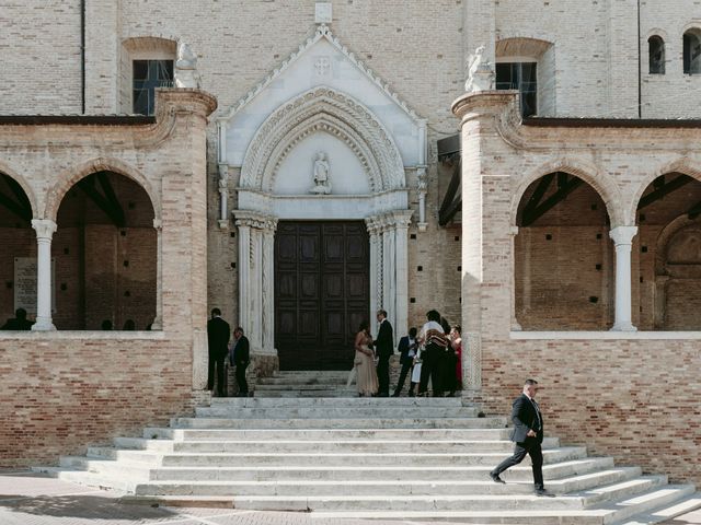 Il matrimonio di Manuel e Nilde a Città Sant&apos;Angelo, Pescara 23