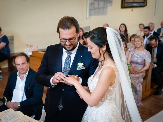 Il matrimonio di Maria Laura e Alessandro a Potenza, Potenza 13