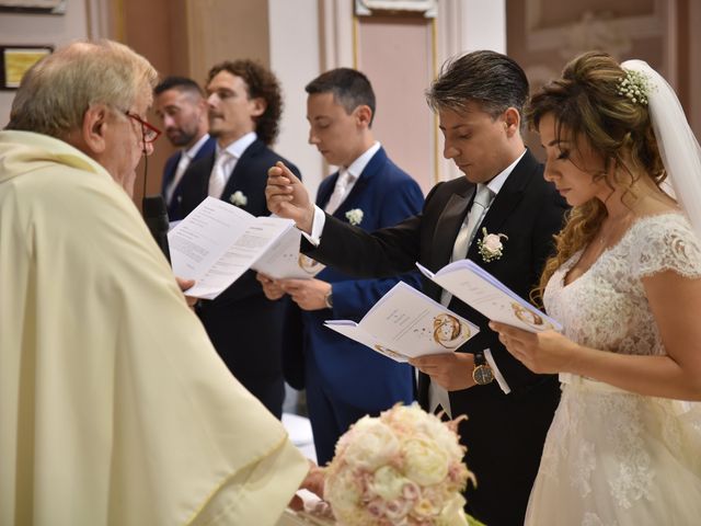 Il matrimonio di Rossella e Leo a Castellammare di Stabia, Napoli 23