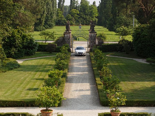 Il matrimonio di Federico e Ilaria a Castello di Godego, Treviso 10