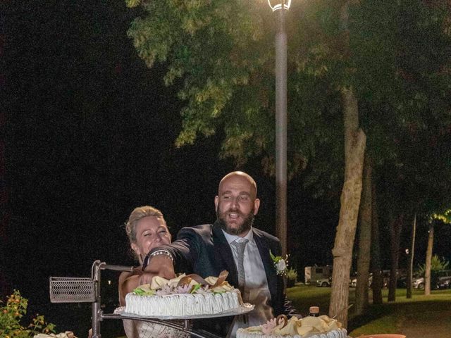 Il matrimonio di Roberto e Laura a Villanova d&apos;Asti, Asti 17