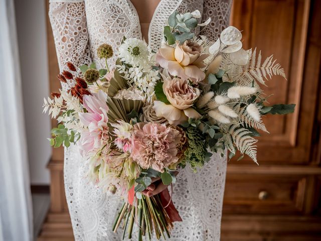 Il matrimonio di Simone e Rebecca a Montespertoli, Firenze 10