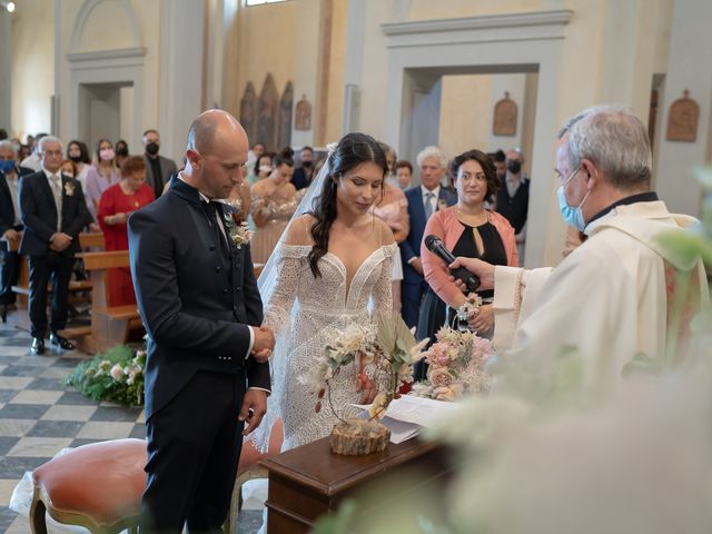 Il matrimonio di Simone e Rebecca a Montespertoli, Firenze 31