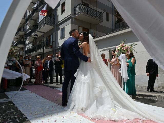Il matrimonio di Cristina e Eustachio a Mercato San Severino, Salerno 16
