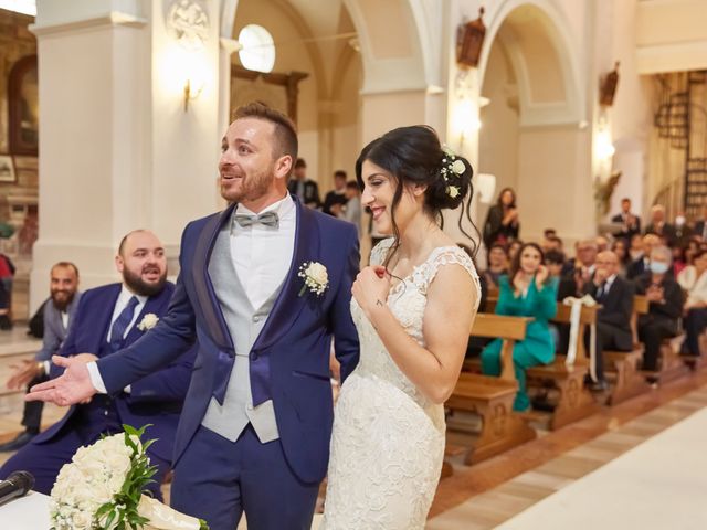 Il matrimonio di Ilaria e Daniele a Forlì del Sannio, Isernia 19