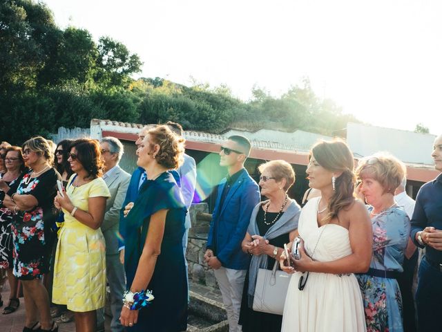 Il matrimonio di Luca e Federica a Carbonia, Cagliari 35