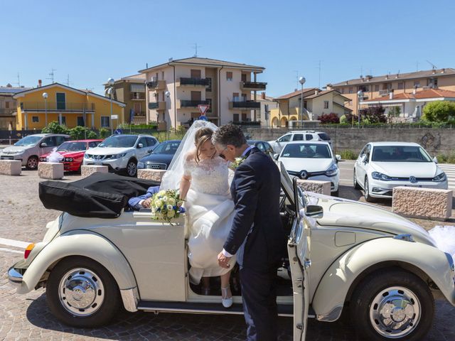 Il matrimonio di Alessandro e Laura a Peschiera del Garda, Verona 30