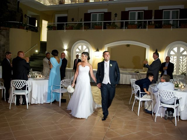 Il matrimonio di Valentina e Antonio a Sorrento, Napoli 49