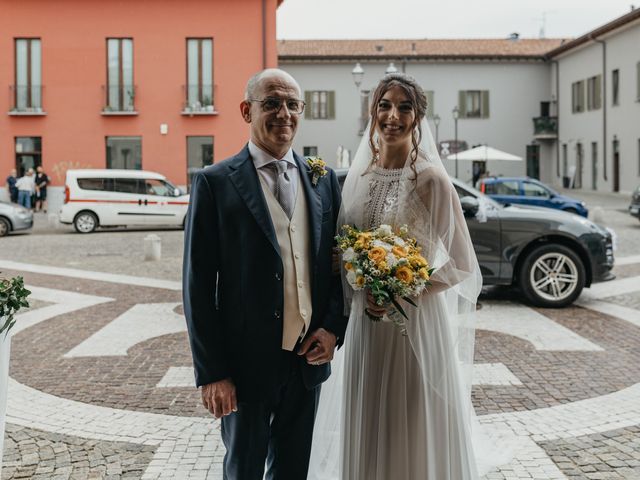 Il matrimonio di Alessio e Elena a Vimodrone, Milano 27