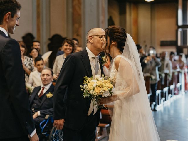 Il matrimonio di Alessio e Elena a Vimodrone, Milano 30