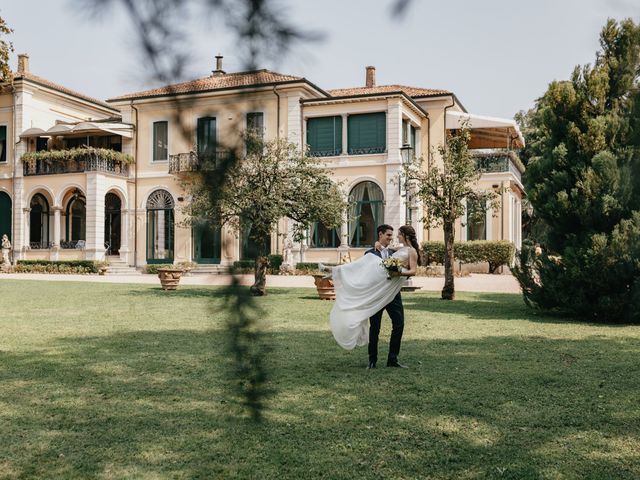 Il matrimonio di Alessio e Elena a Vimodrone, Milano 1