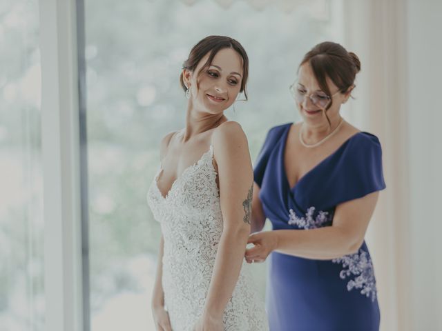 Il matrimonio di Enisa e Francesco a Botrugno, Lecce 10