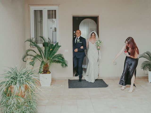 Il matrimonio di Enisa e Francesco a Botrugno, Lecce 20