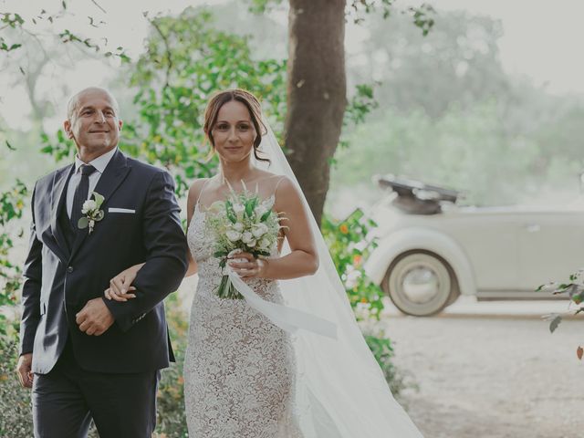 Il matrimonio di Enisa e Francesco a Botrugno, Lecce 24