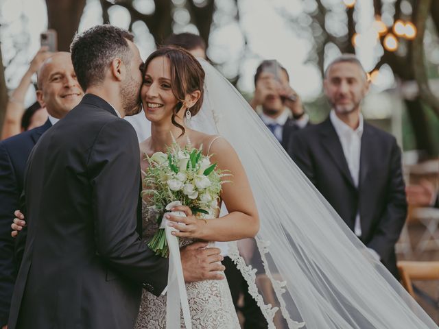 Il matrimonio di Enisa e Francesco a Botrugno, Lecce 26