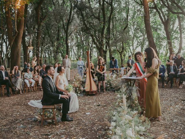Il matrimonio di Enisa e Francesco a Botrugno, Lecce 36