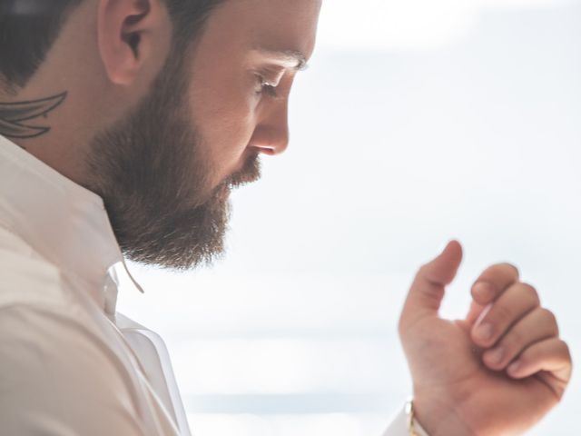 Il matrimonio di Genny e Tonia a Pozzuoli, Napoli 10