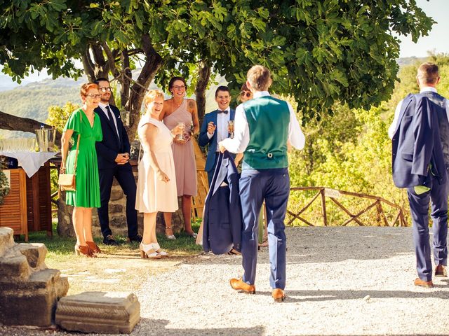 Il matrimonio di Drew e Vee a Gubbio, Perugia 20